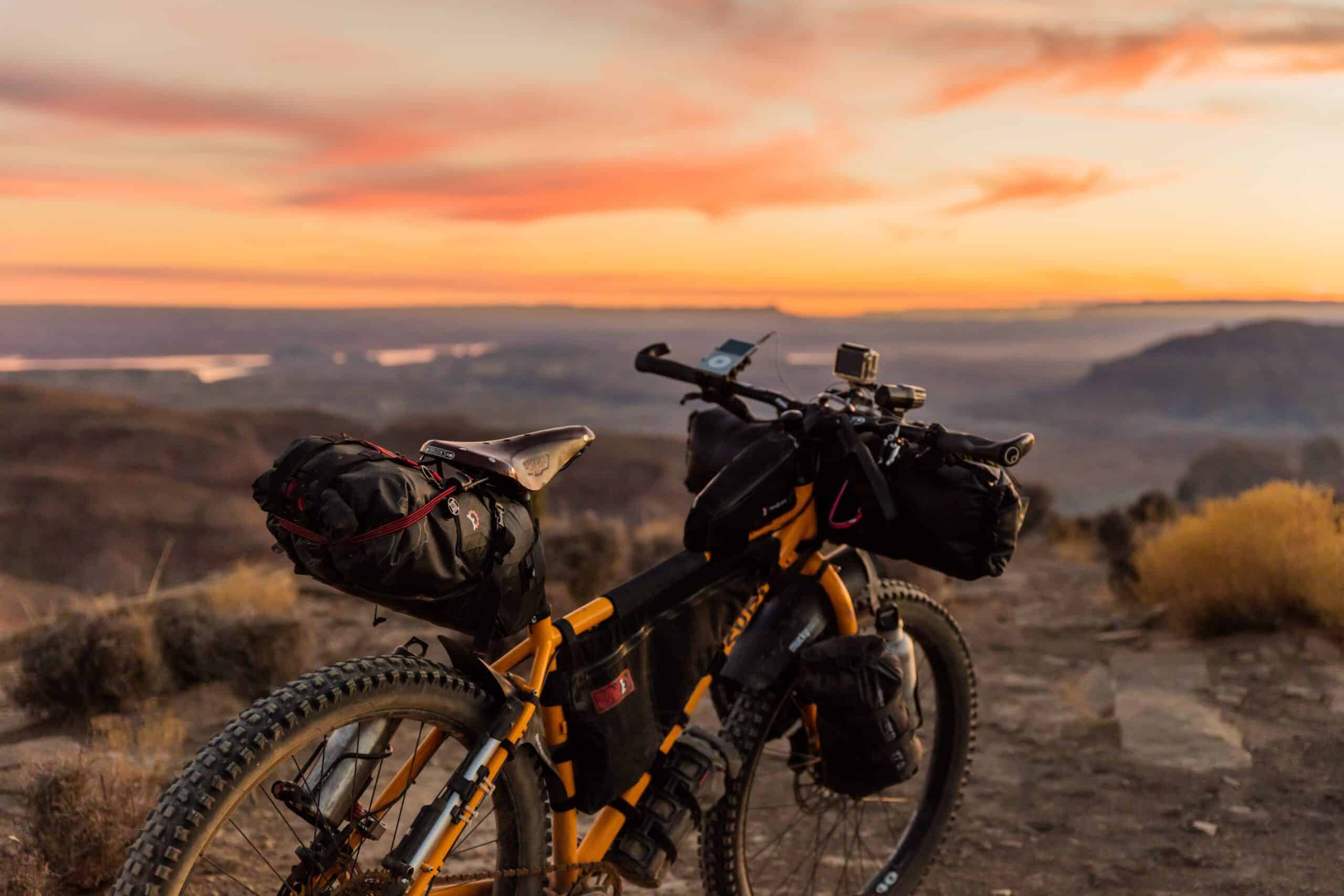 Guide complet pour choisir le meilleur porte-bagage vélo pour vos besoins